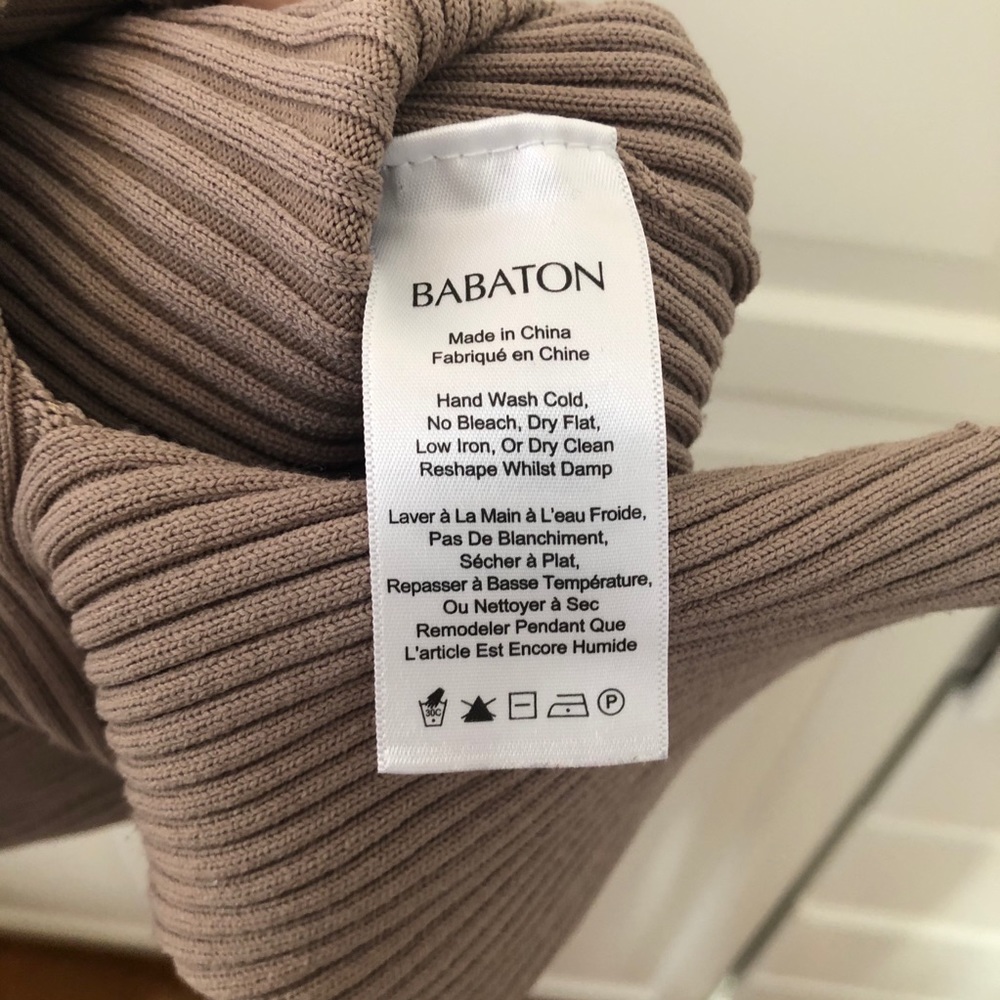 Aritzia Babaton Salazar Sweater - Picture 5 of 9